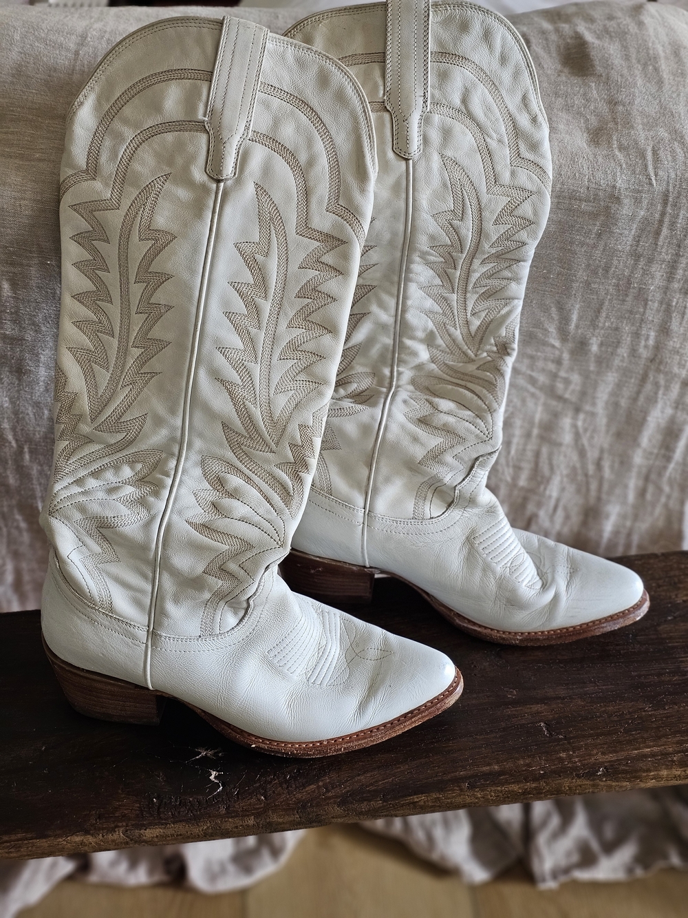 Tecovas White Abby Western Boots